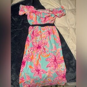 Lilly Pulitzer Items